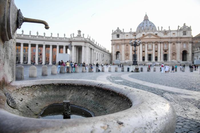 Siccità, Acea a Roma riduce la pressione dell’acqua di notte