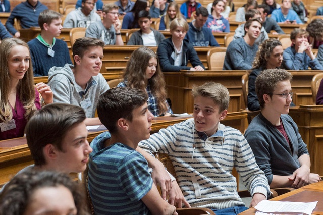 Scuola: l’Italia non va in Educazione civica