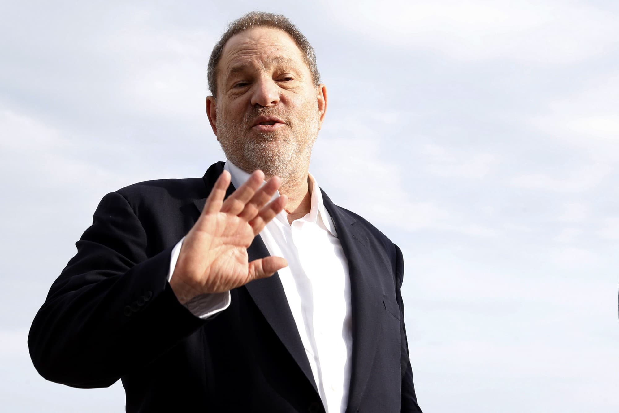 Molestie, Weinstein aggredito con insulti e schiaffi in un ristorante dell’Arizona 