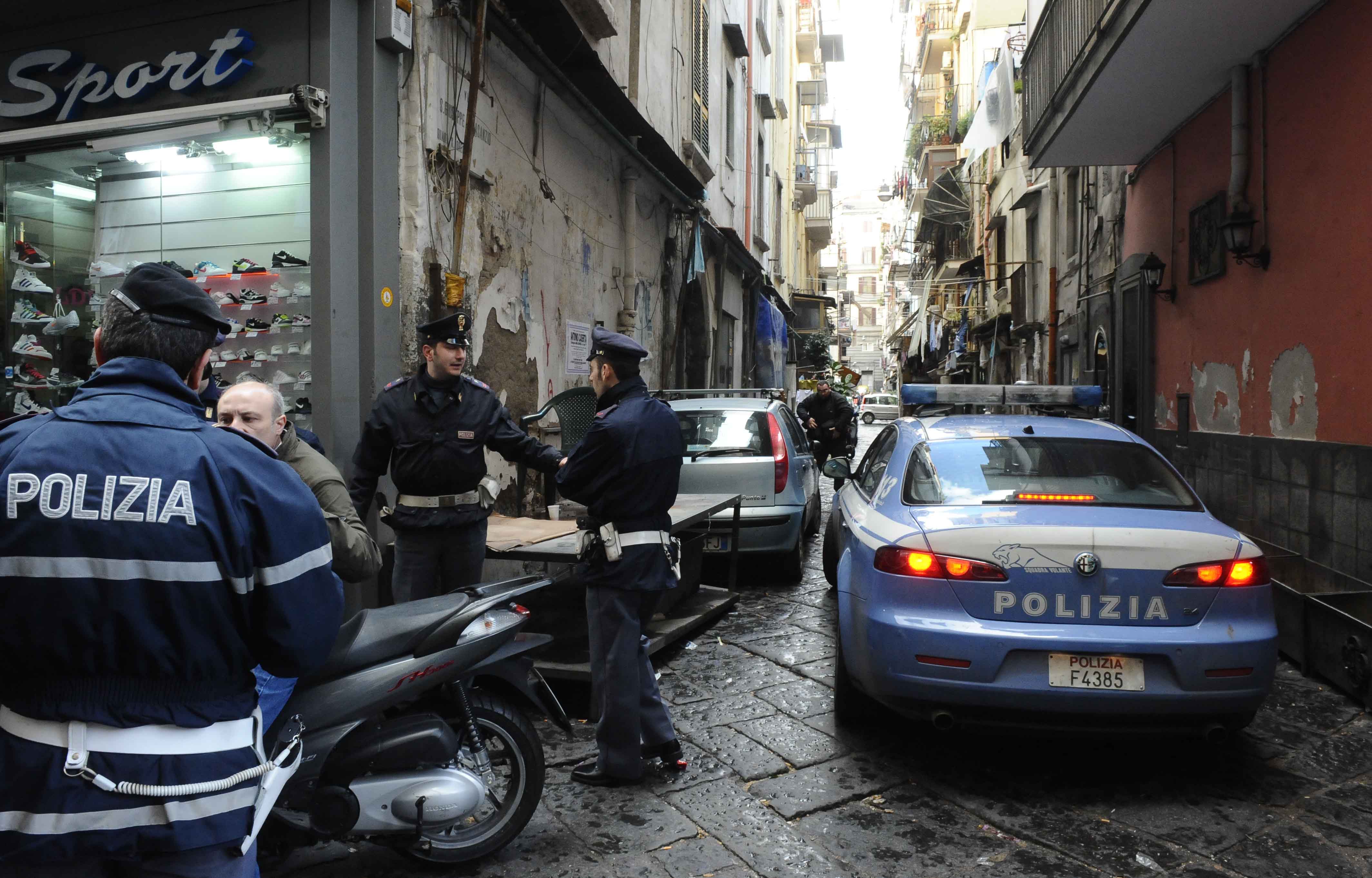 Camorra: condannato a 18 anni un giovane autore di un duplice omicidio