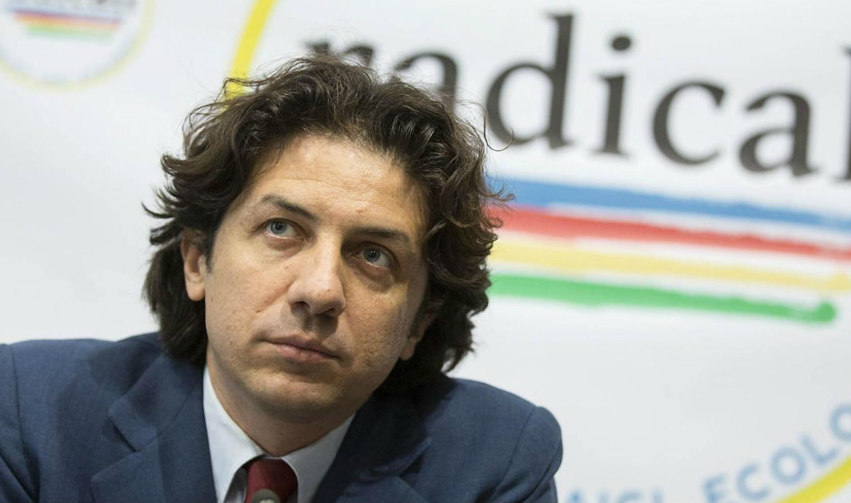 Dj Fabo, il pm chiede l’assoluzione per Cappato