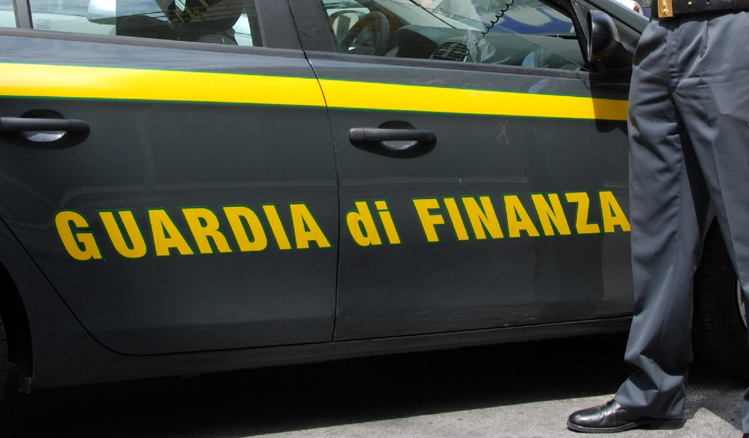 Operazione “Moda Gomorra” tra Roma e Napoli: dodici arresti