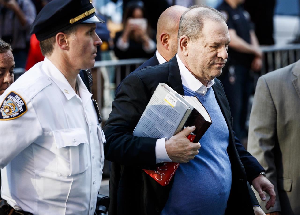 Weinstein incriminato per stupro da un grand jury di NY