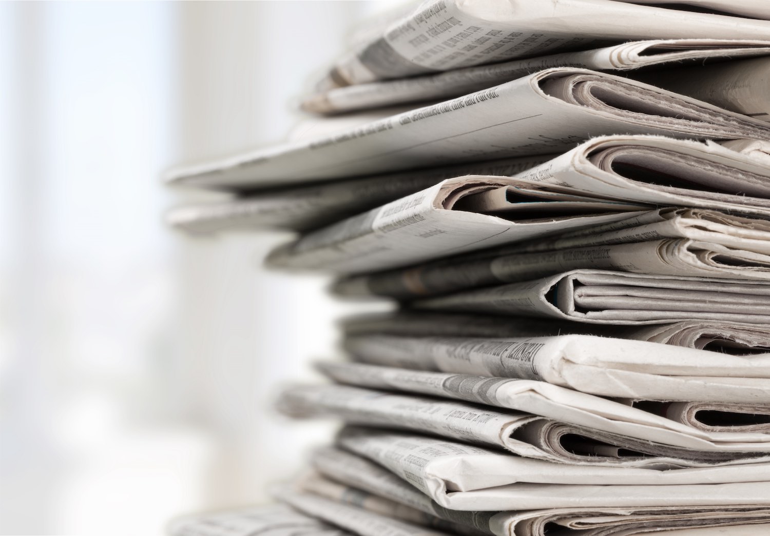 Bene i quotidiani a luglio, male Di Maio sull’editoria