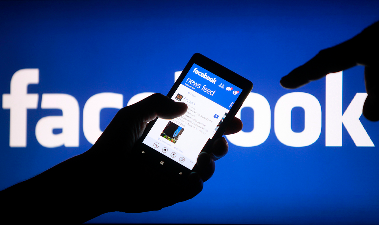 Utile record e balzo ricavi, Facebook vola a Wall Street