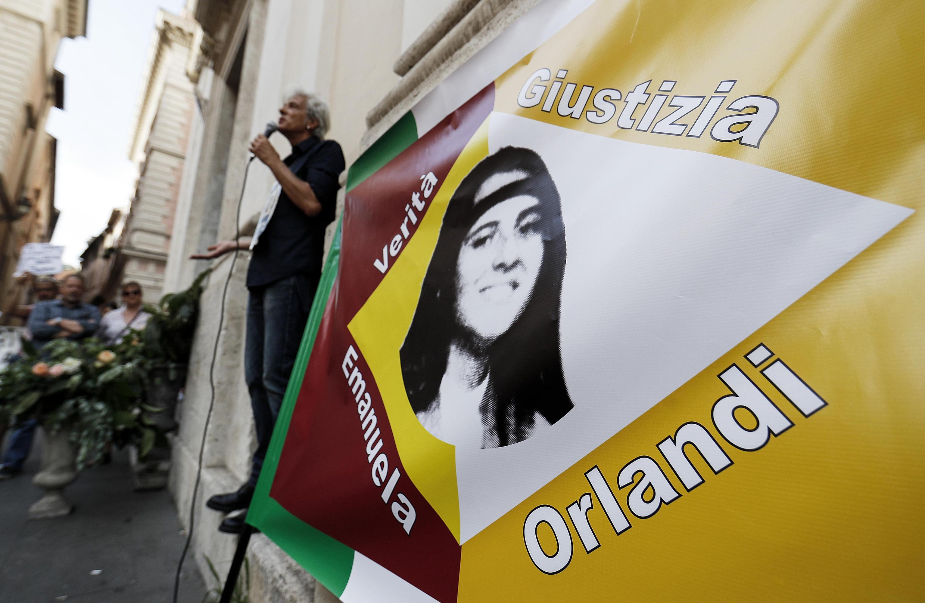 Orlandi, Tribunale vaticano dispone apertura di due tombe 