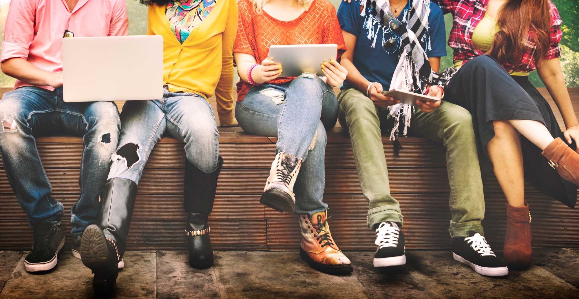 Web e adolescenti: pericoli, dipendenza ed educazione