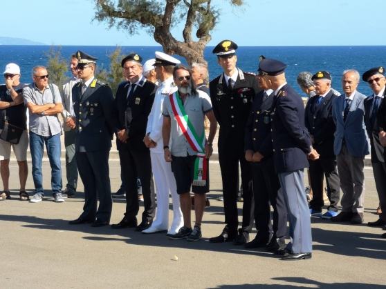 Eroi e cialtroni