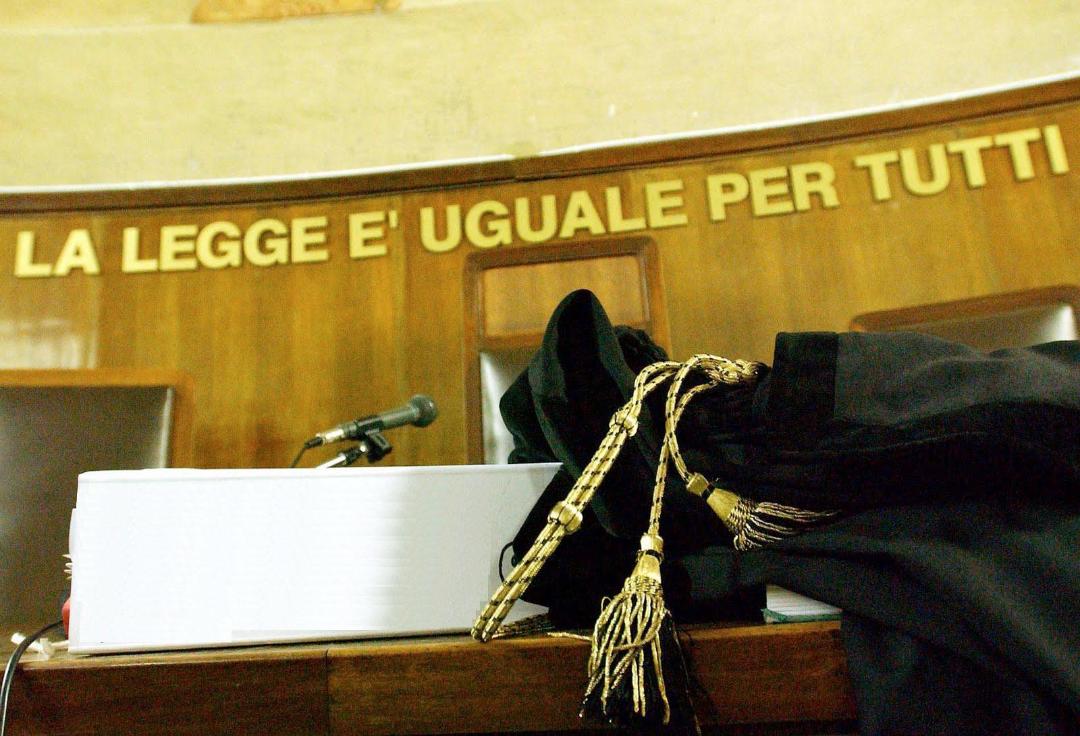 Allegri signori avvocati! Vi “mettono in Costituzione”