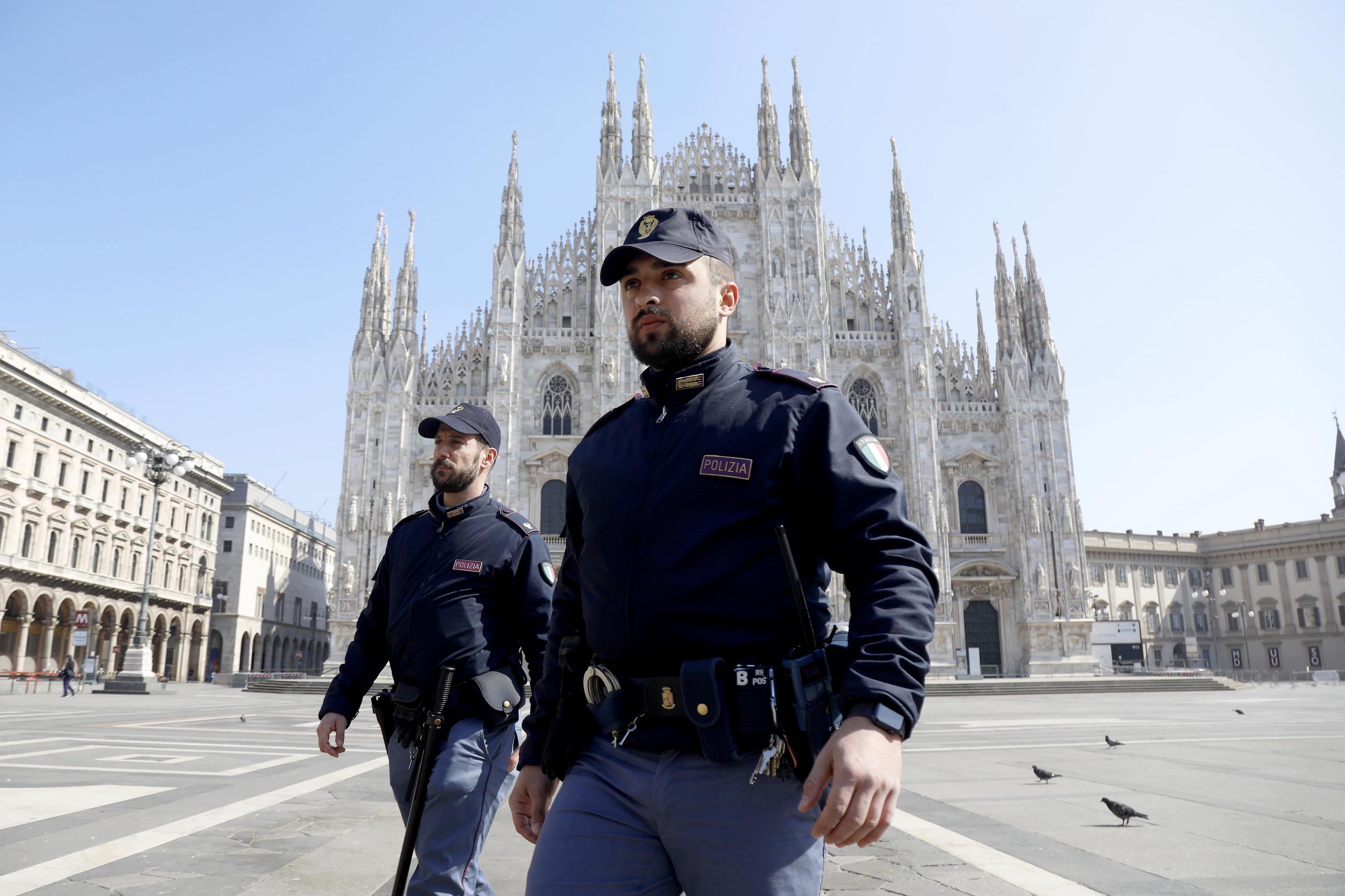 Abusivi e impuniti ringraziano sentitamente 