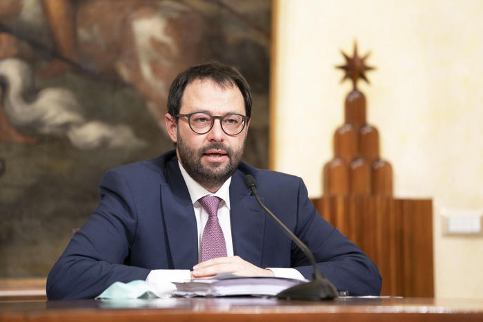 Rete unica: strada in salita
