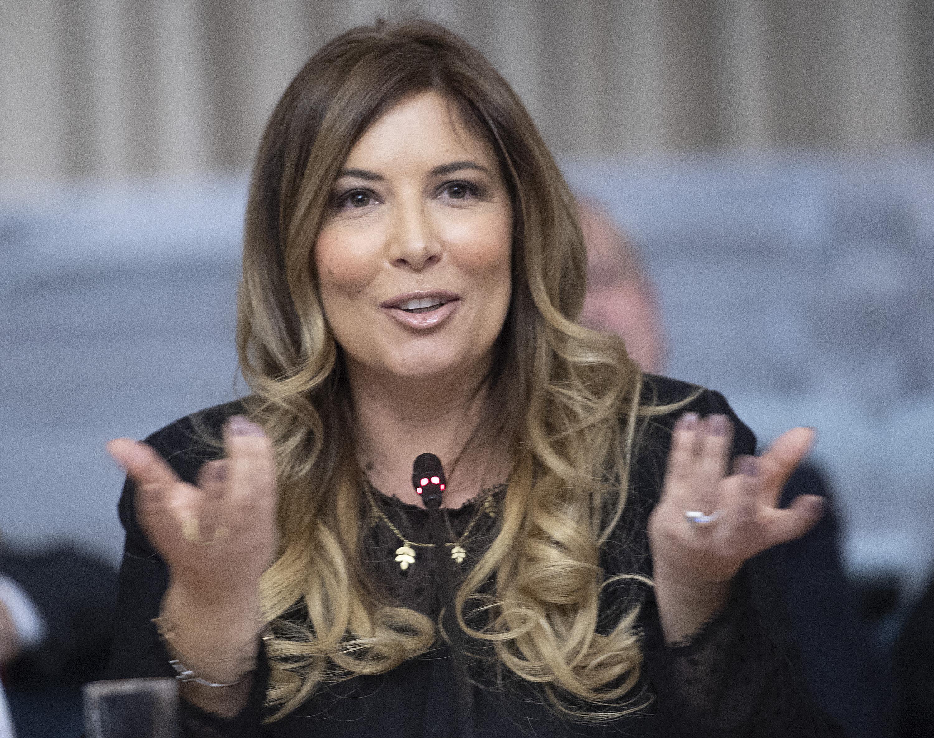 “Ricominciamo” Miss Lucarelli?