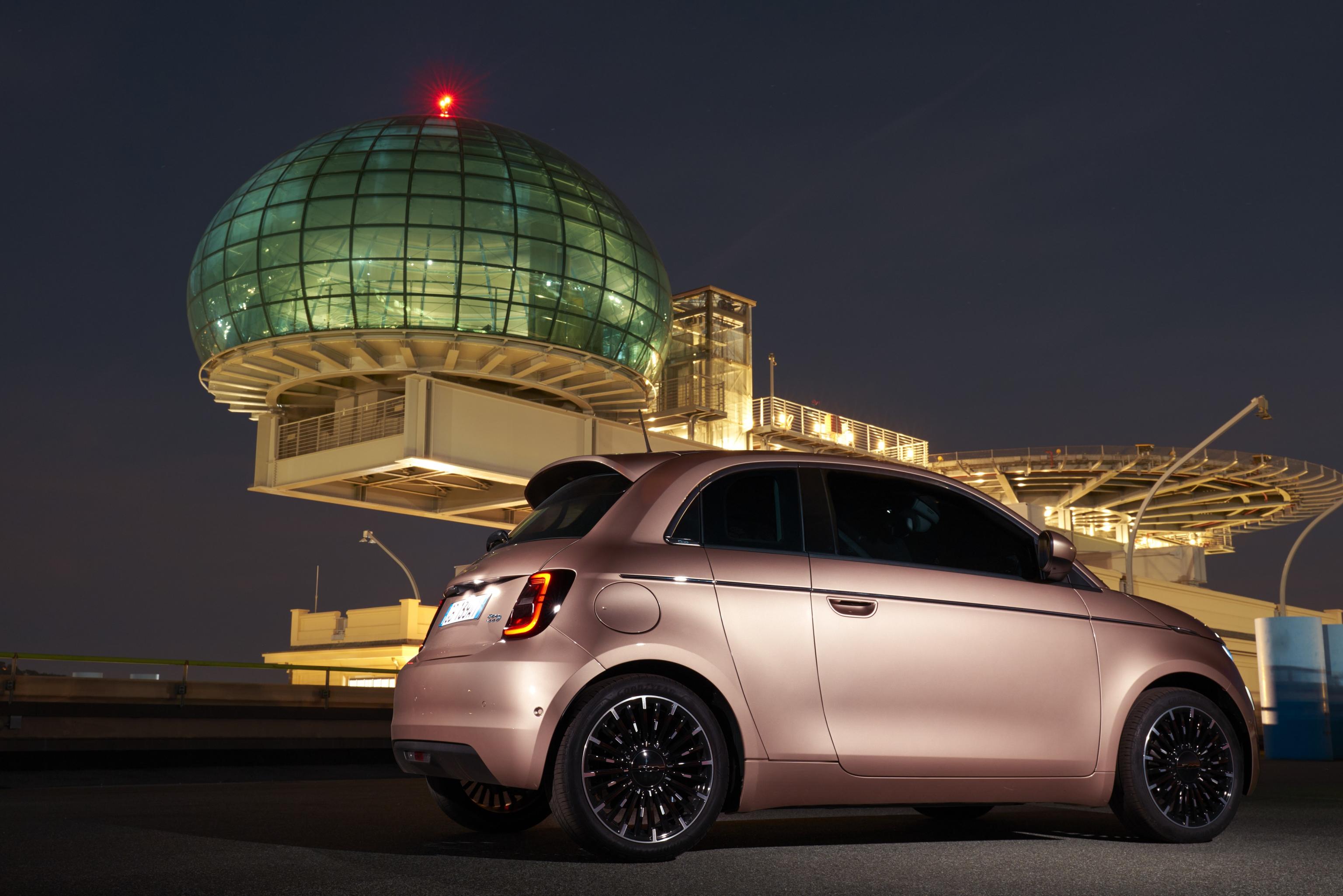 La Nuova 500 elettrica presentata al Lingotto