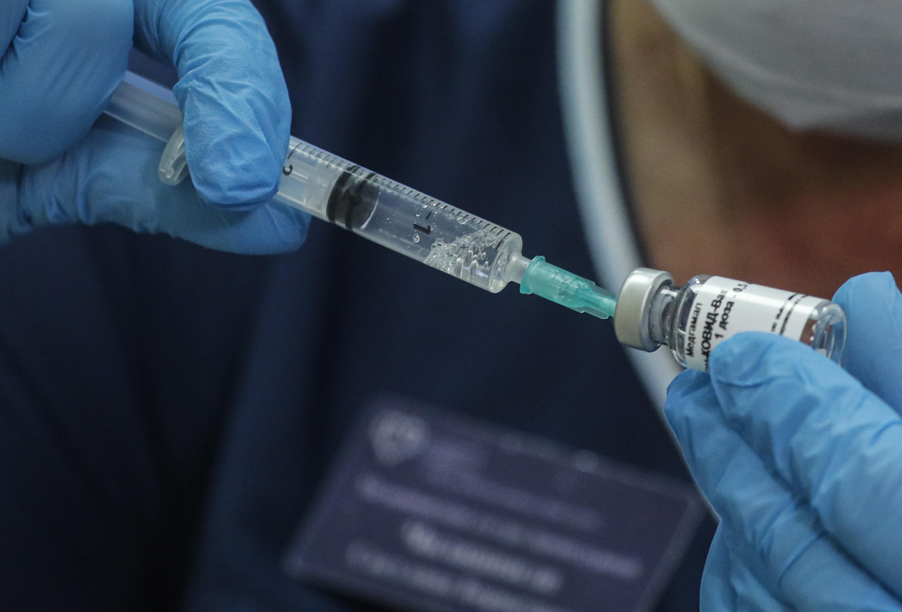 Vaccini: speranze e dubbi
