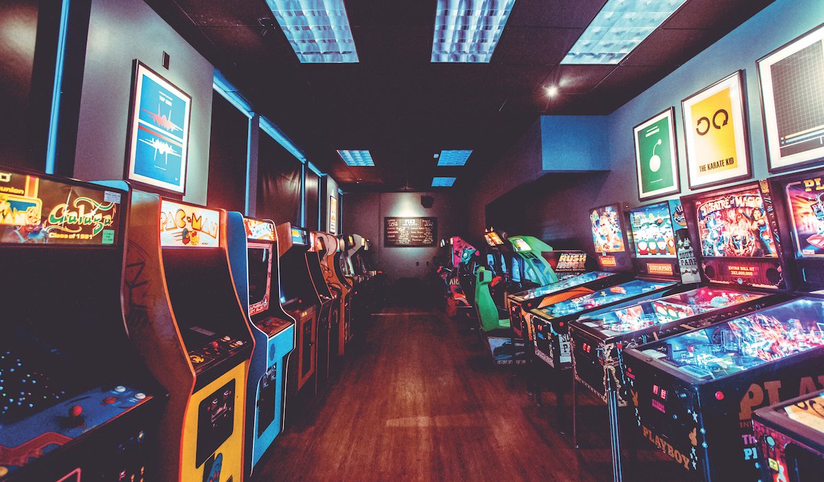 Sigarette e motorini truccati: l’era della sala giochi