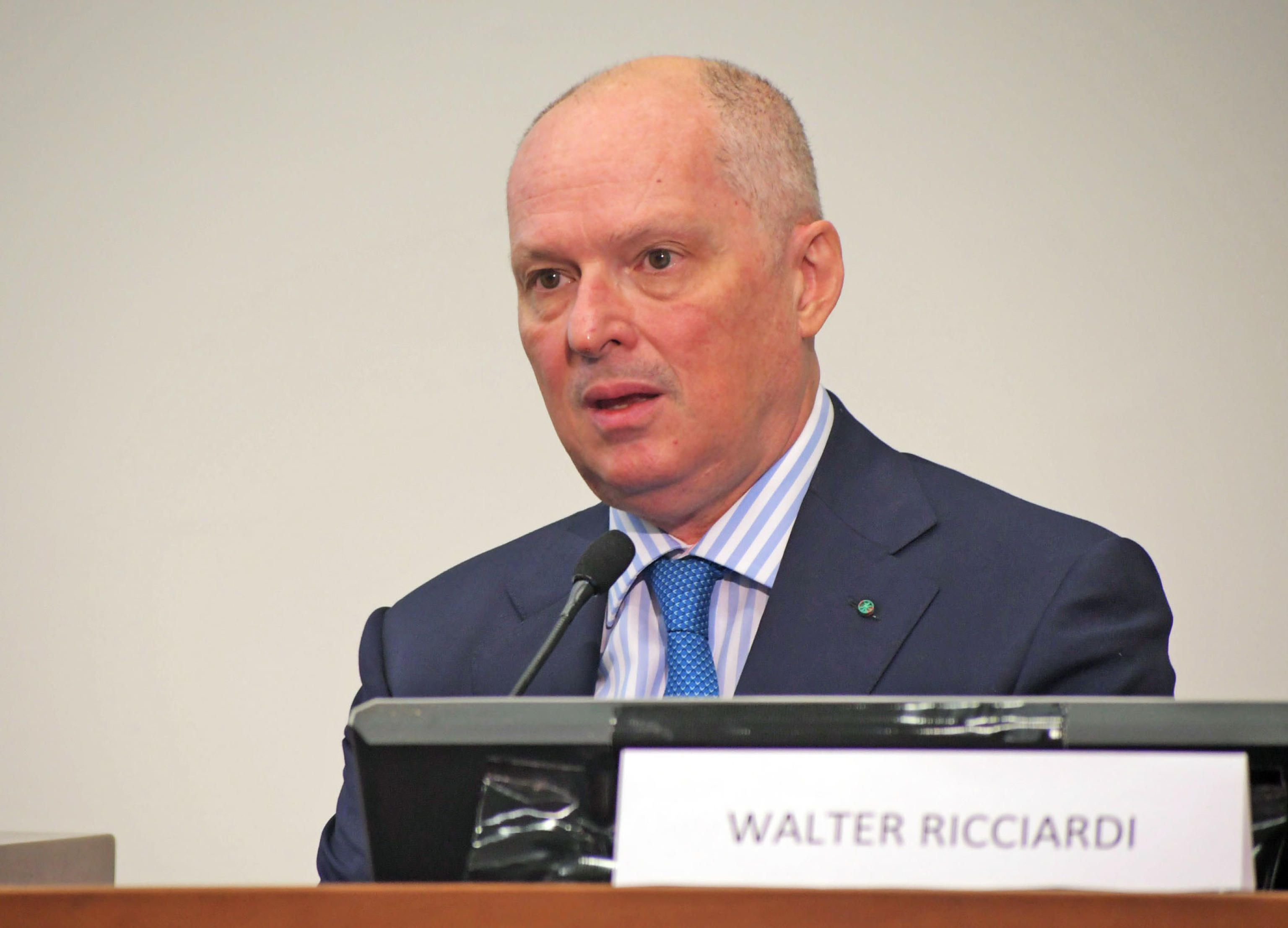 Green Pass, Ricciardi: “Servirebbe per ogni attività in luoghi chiusi”