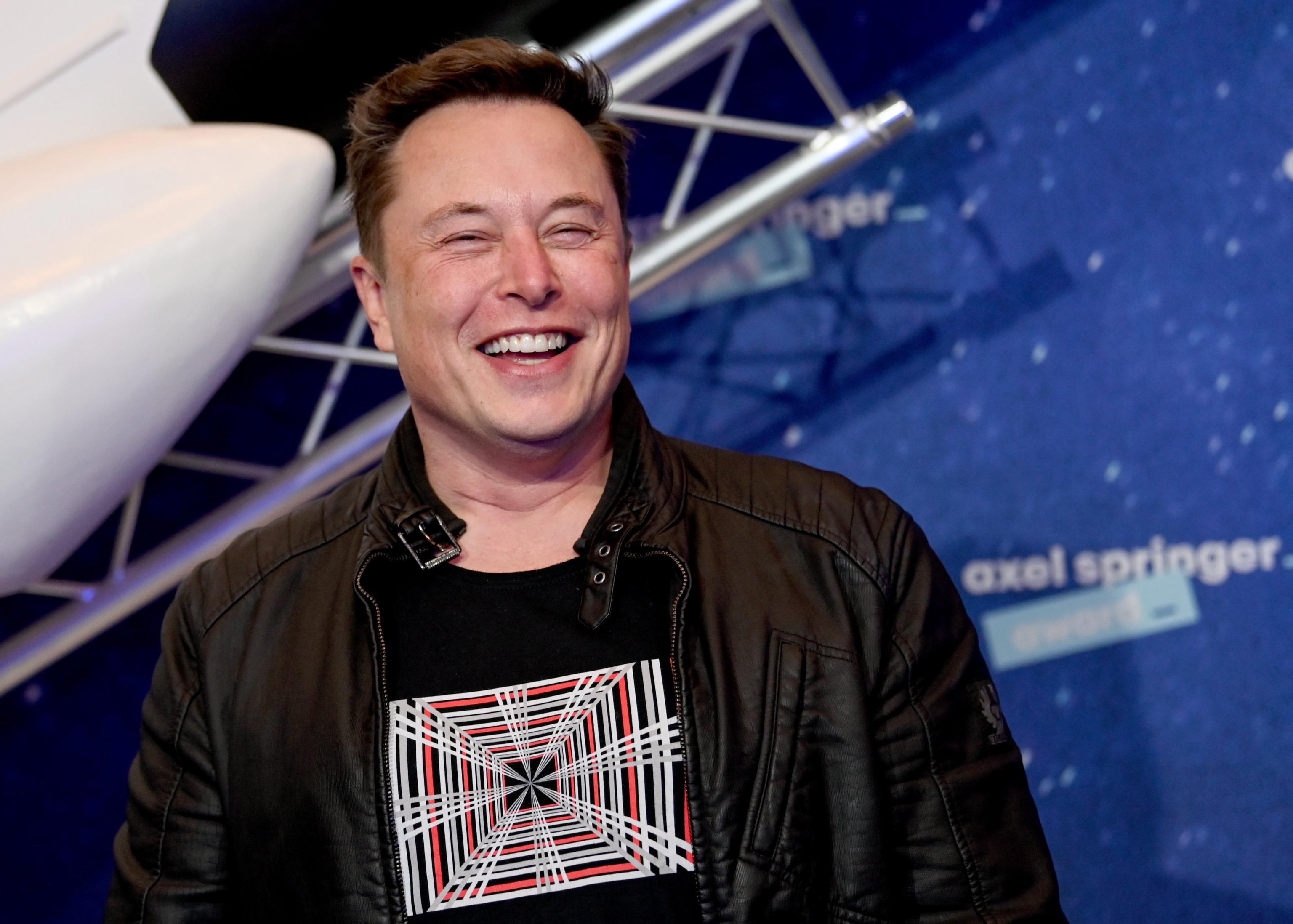 Twitter: Elon Musk rinuncia al posto nel Cda