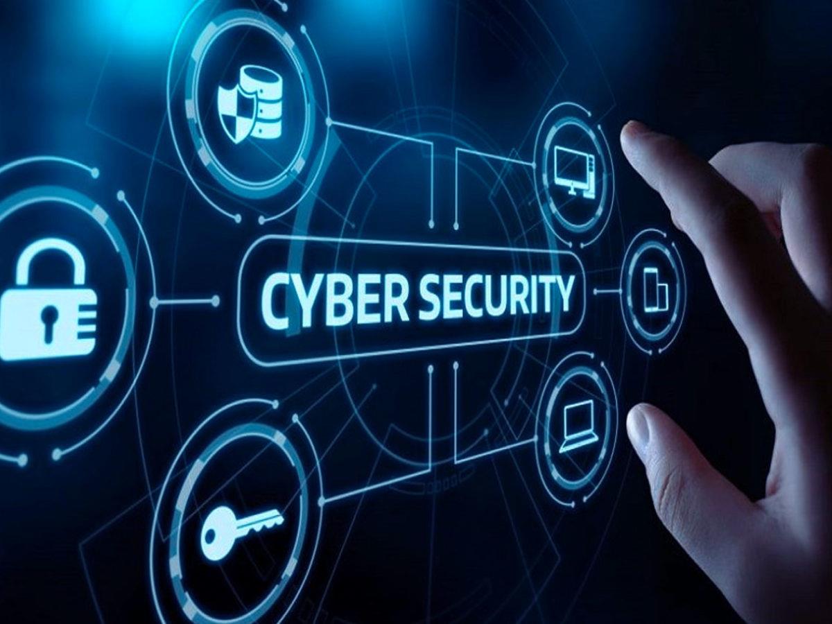 Cybersicurezza, Mulè: “Serve capacità di offendere chi attacca” 