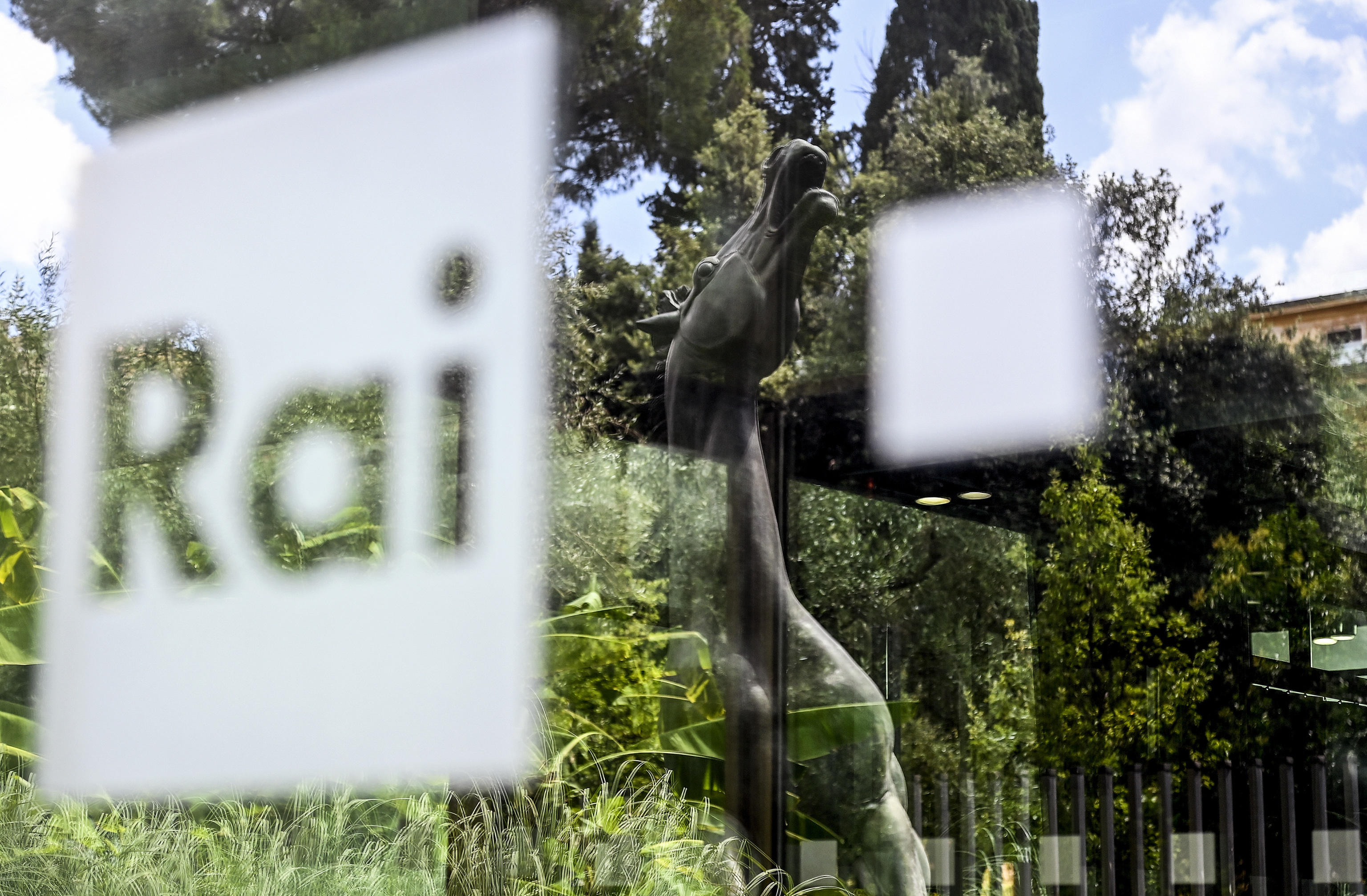 La Rai costretta a rivedere i programmi sul referendum