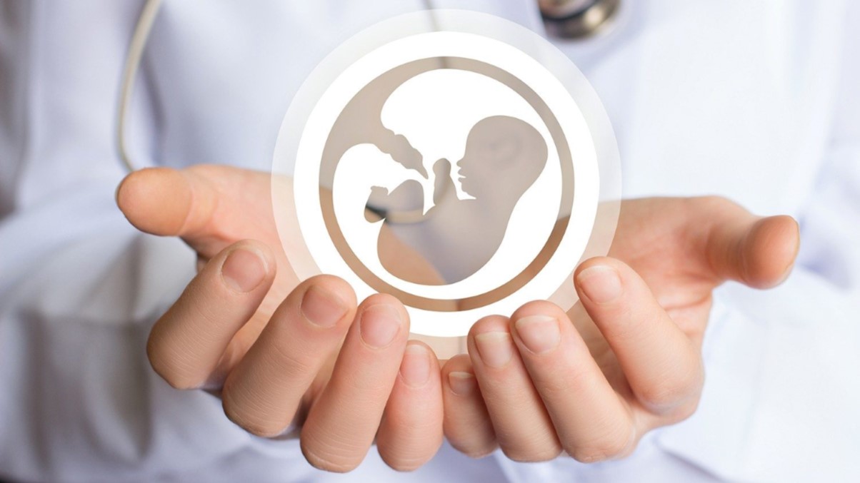 Il dramma dell’aborto tra diritto e delitto