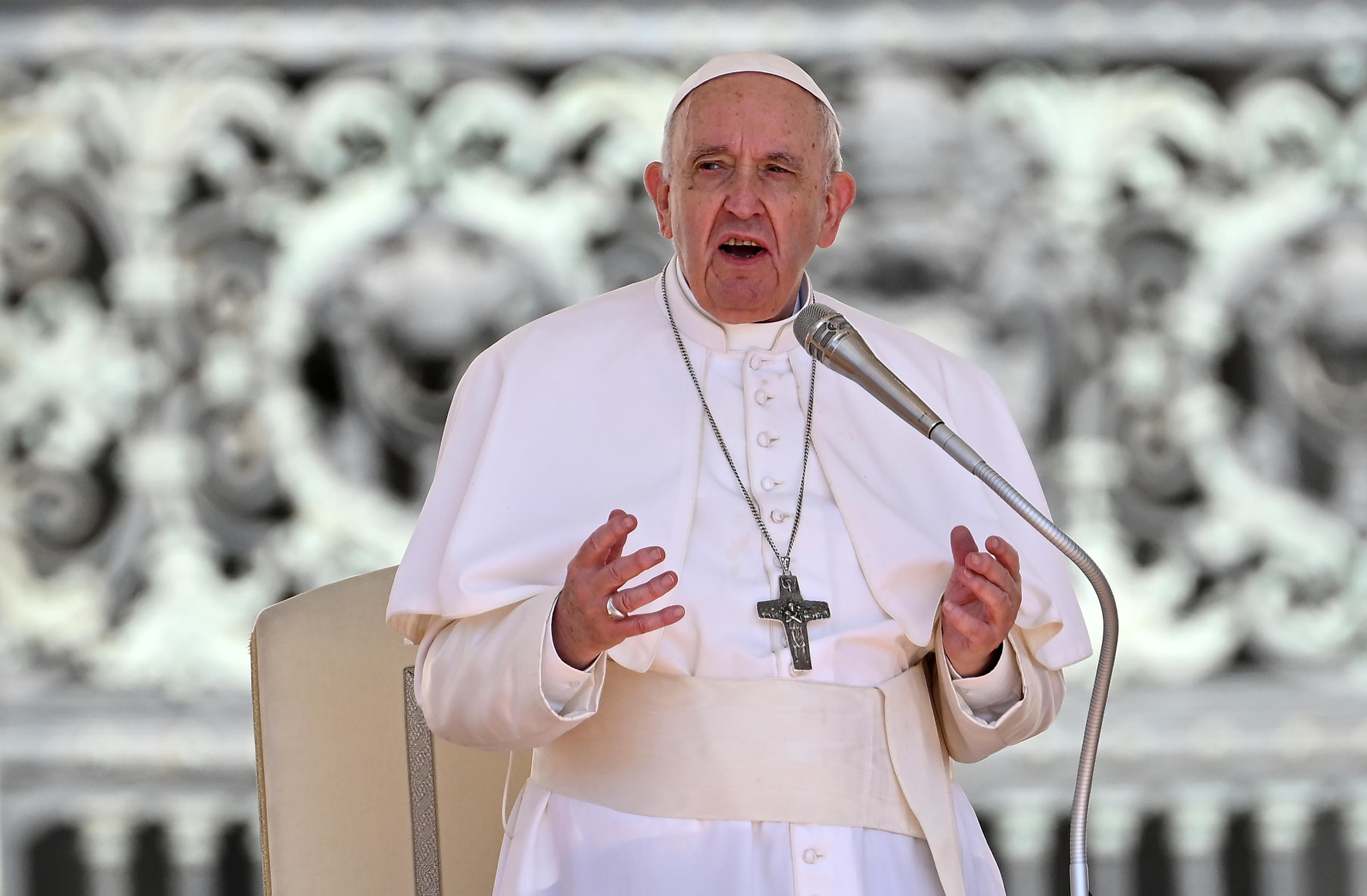 Papa Francesco tuona contro le fake news