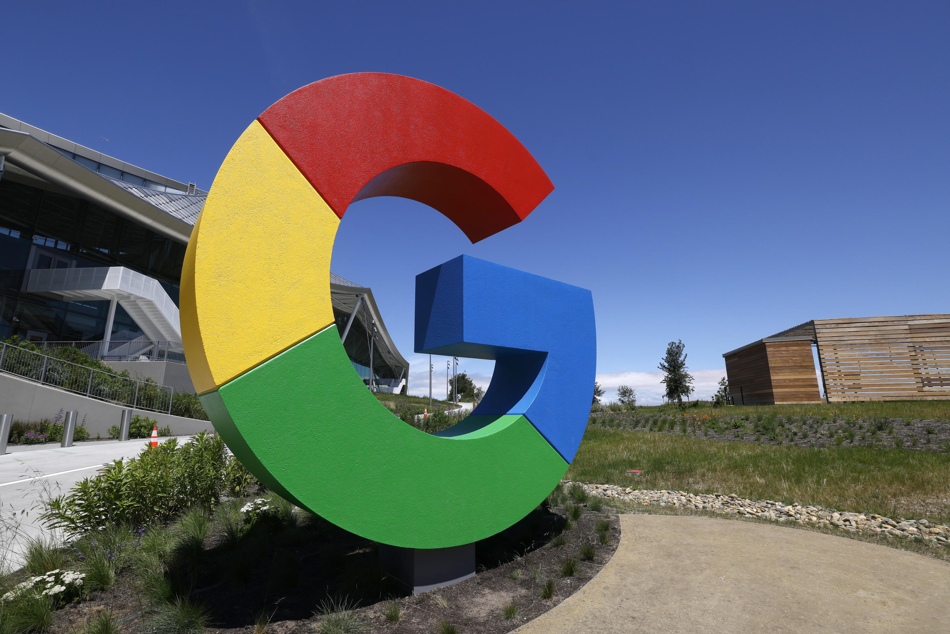 Google: pubblicizza giochi d’azzardo, sanzione dell’Agcom