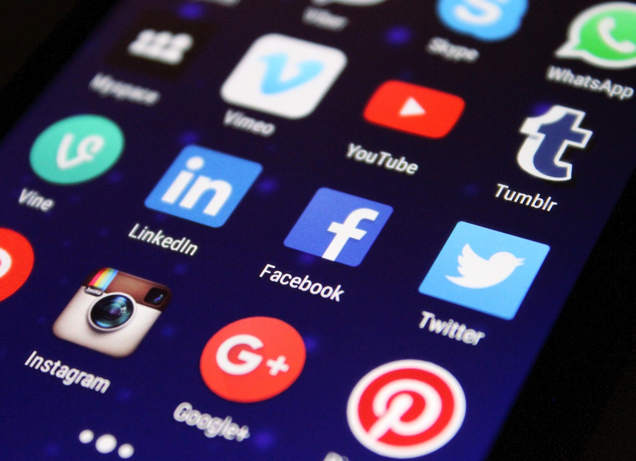Social network: imparare o migliorare la conoscenza di una lingua