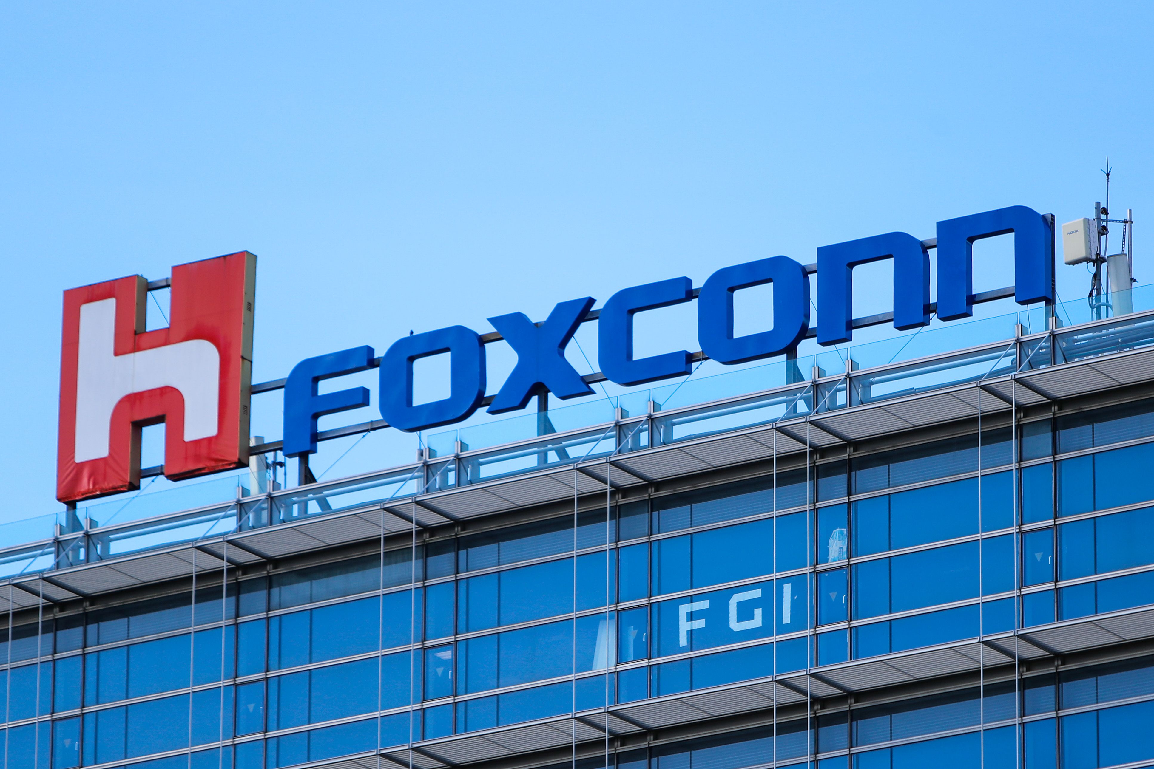 Cina, Foxconn si scusa dopo le proteste nella fabbrica di iPhone 