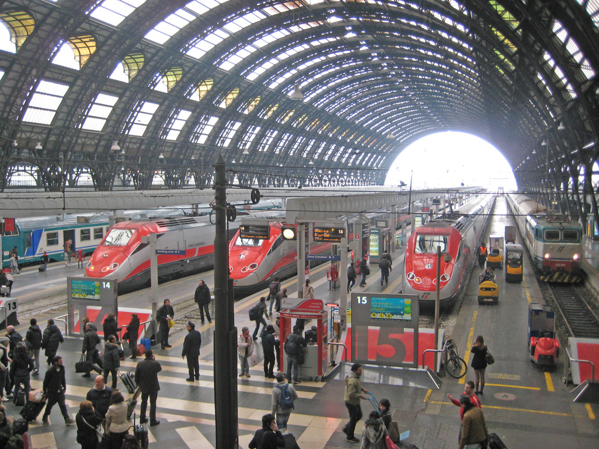 Le stazioni ferroviarie italiane e il sistematico rischio di emergenza per i passeggeri 