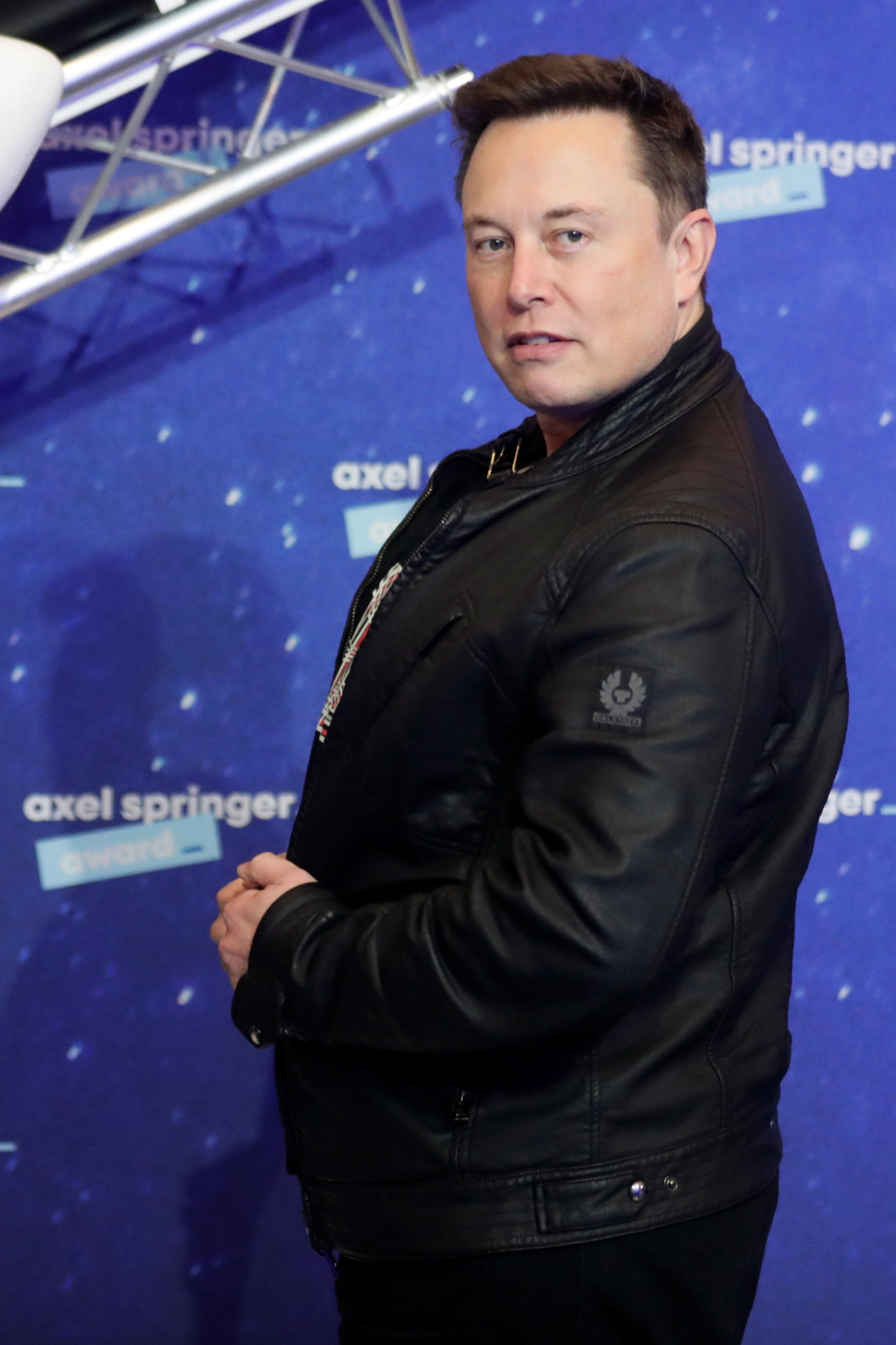 Twitter: licenziamenti di massa e la carta di Musk