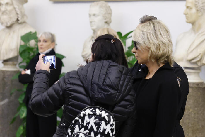 Istigazione al selfie