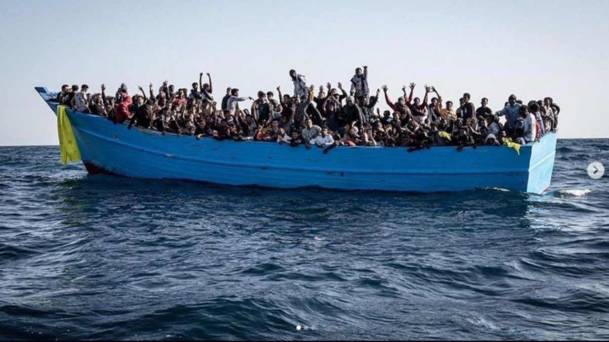 È allarme invasione, ma la sinistra divide la nazione e pensa solo al suo potere 