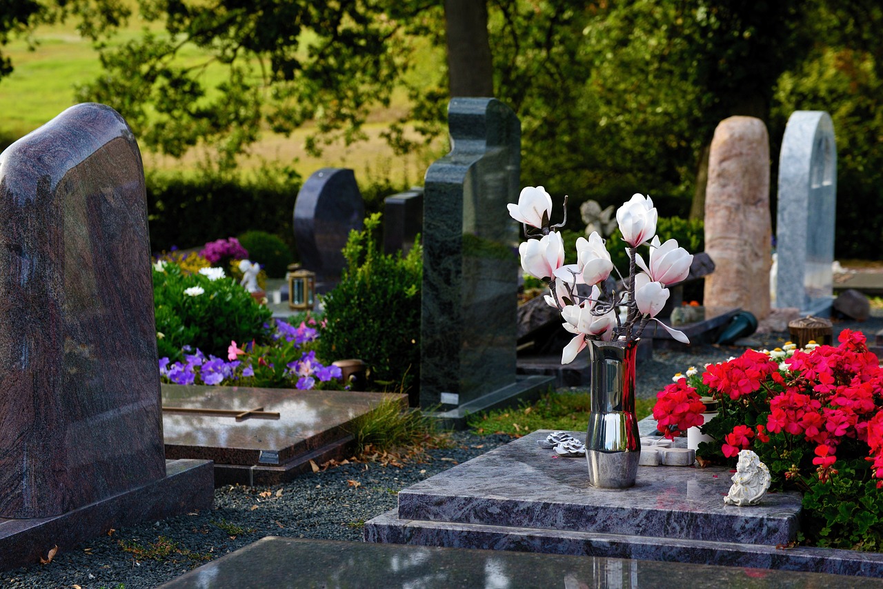 Come organizzare un funerale in Italia