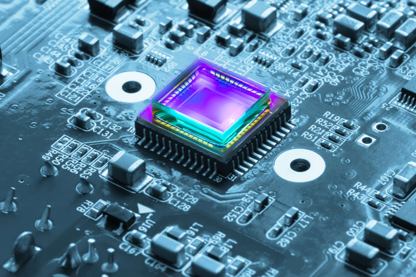 La geopolitica dei semiconduttori e il Chips Act italiano