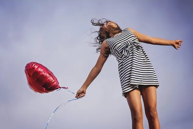 “Il Vocabolario della Felicità”: pillole di emozioni (video)