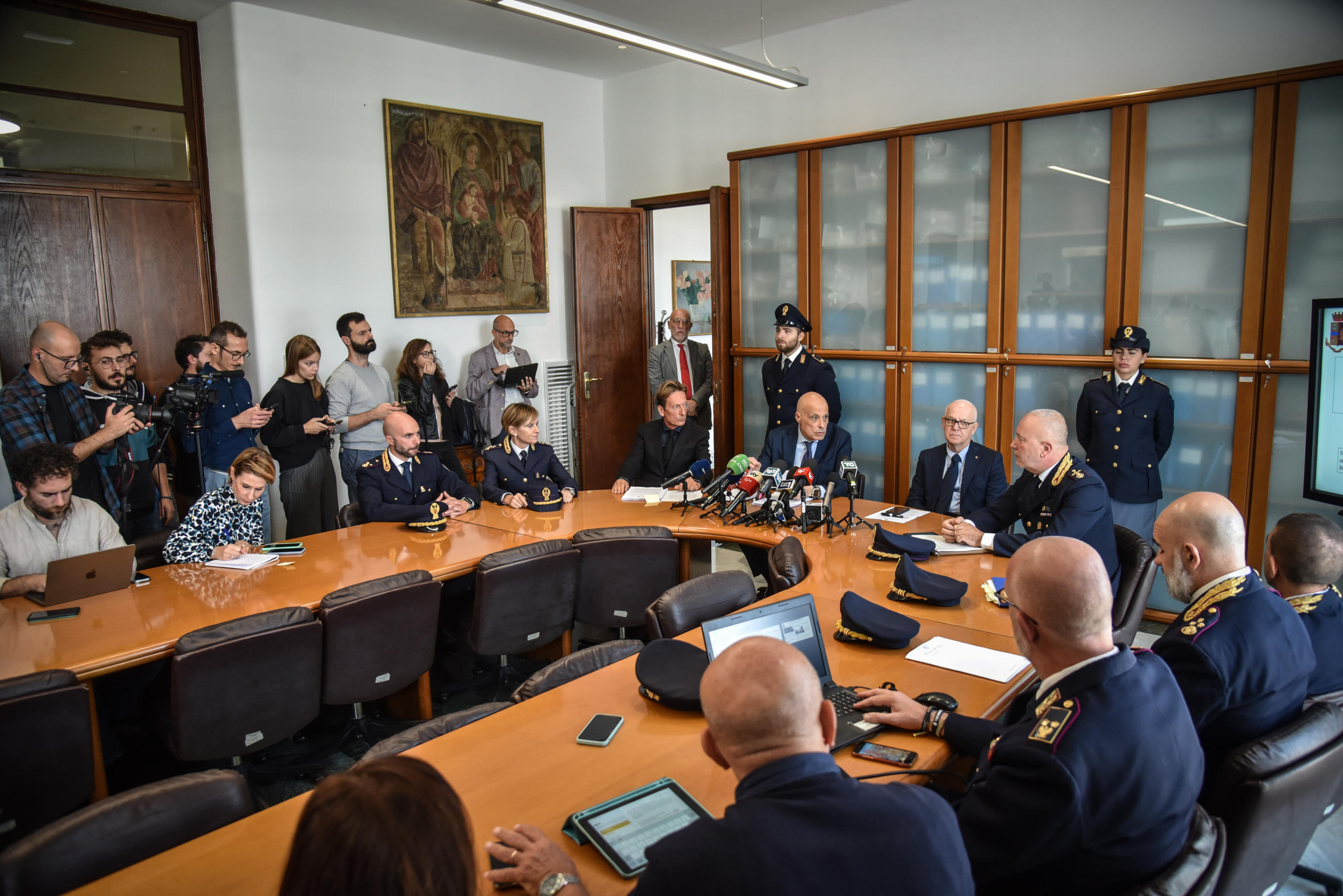 Terrorismo: due arresti a Milano