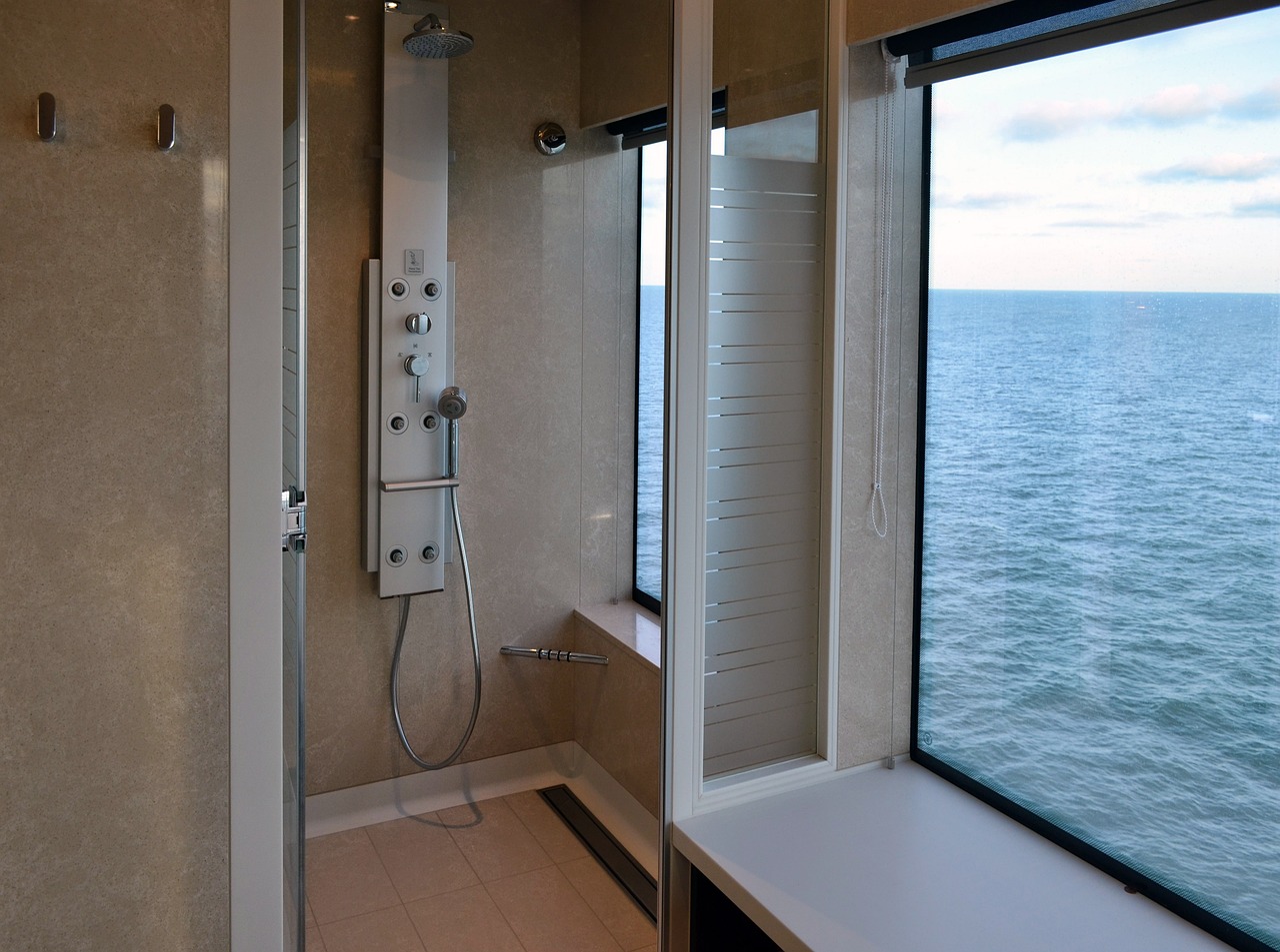 Cabina doccia: modelli disponibili, come scegliere quella giusta