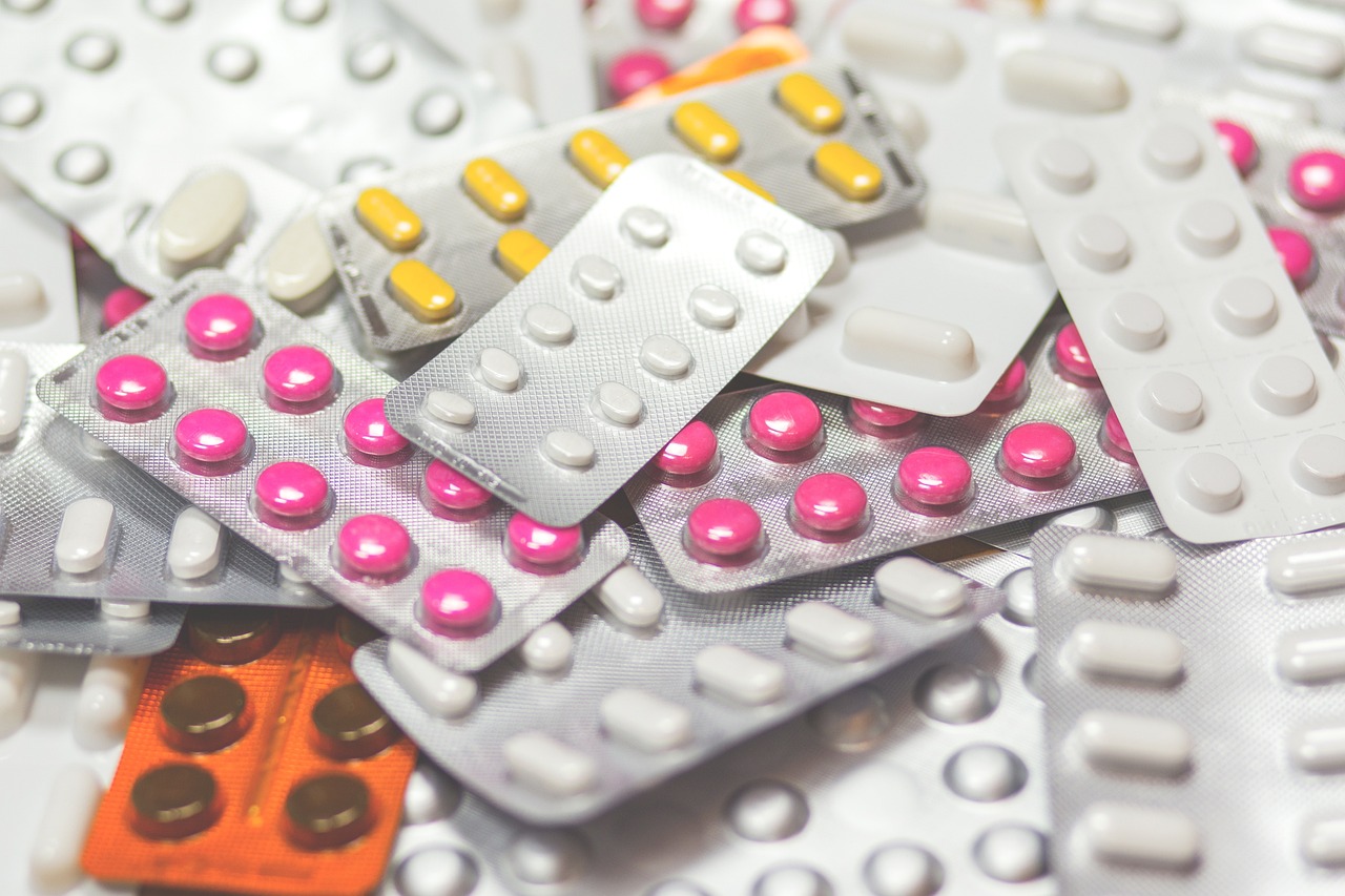Farmaci, nel 2023 produzione a 52 miliardi