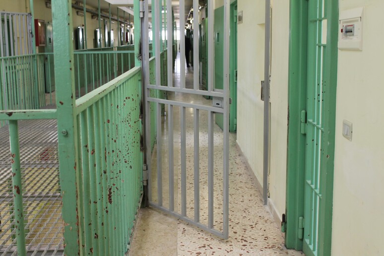 Emergenza carceraria: la denuncia e la cura/1