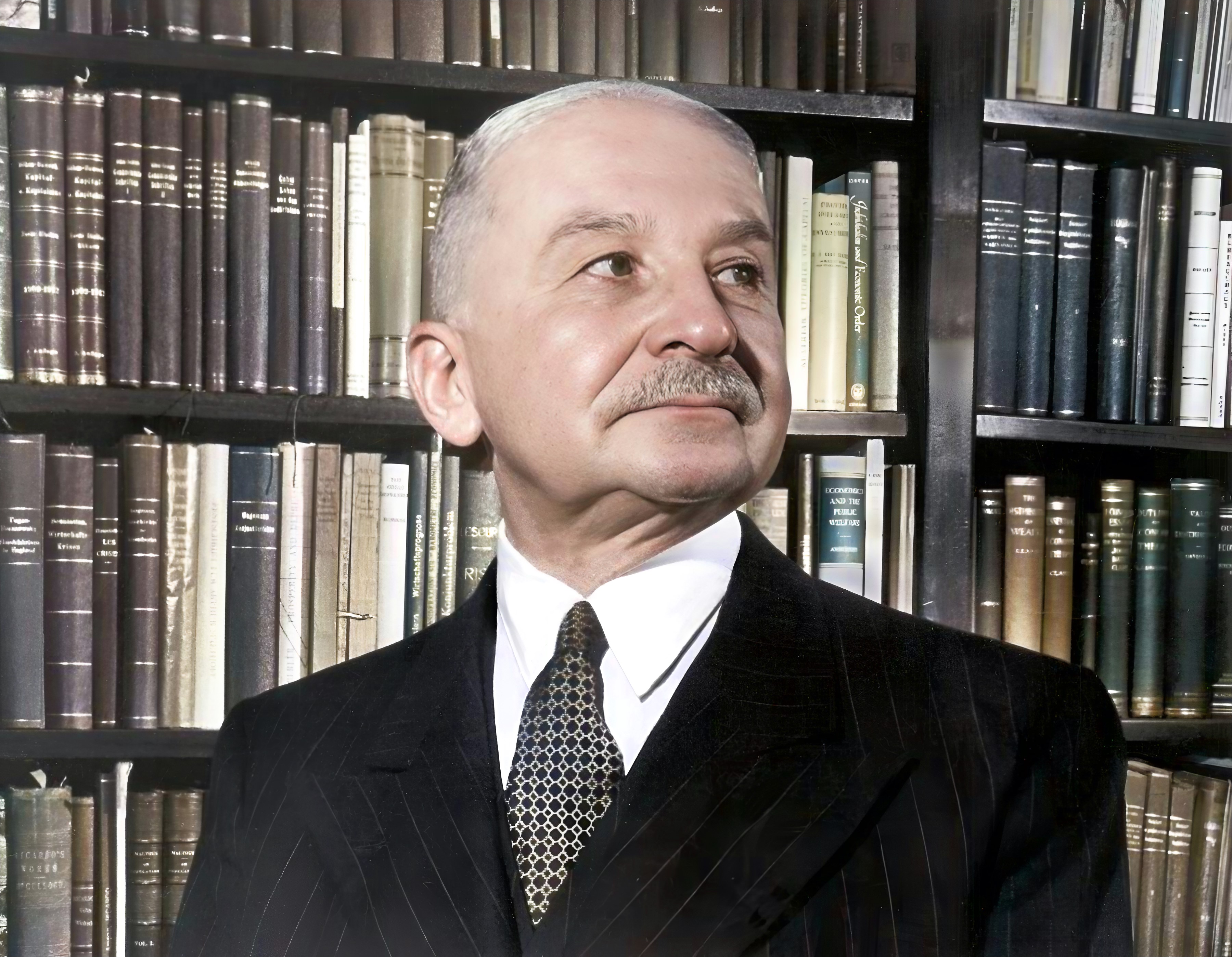 Dieci anni di piazza Mises: un omaggio al grande economista