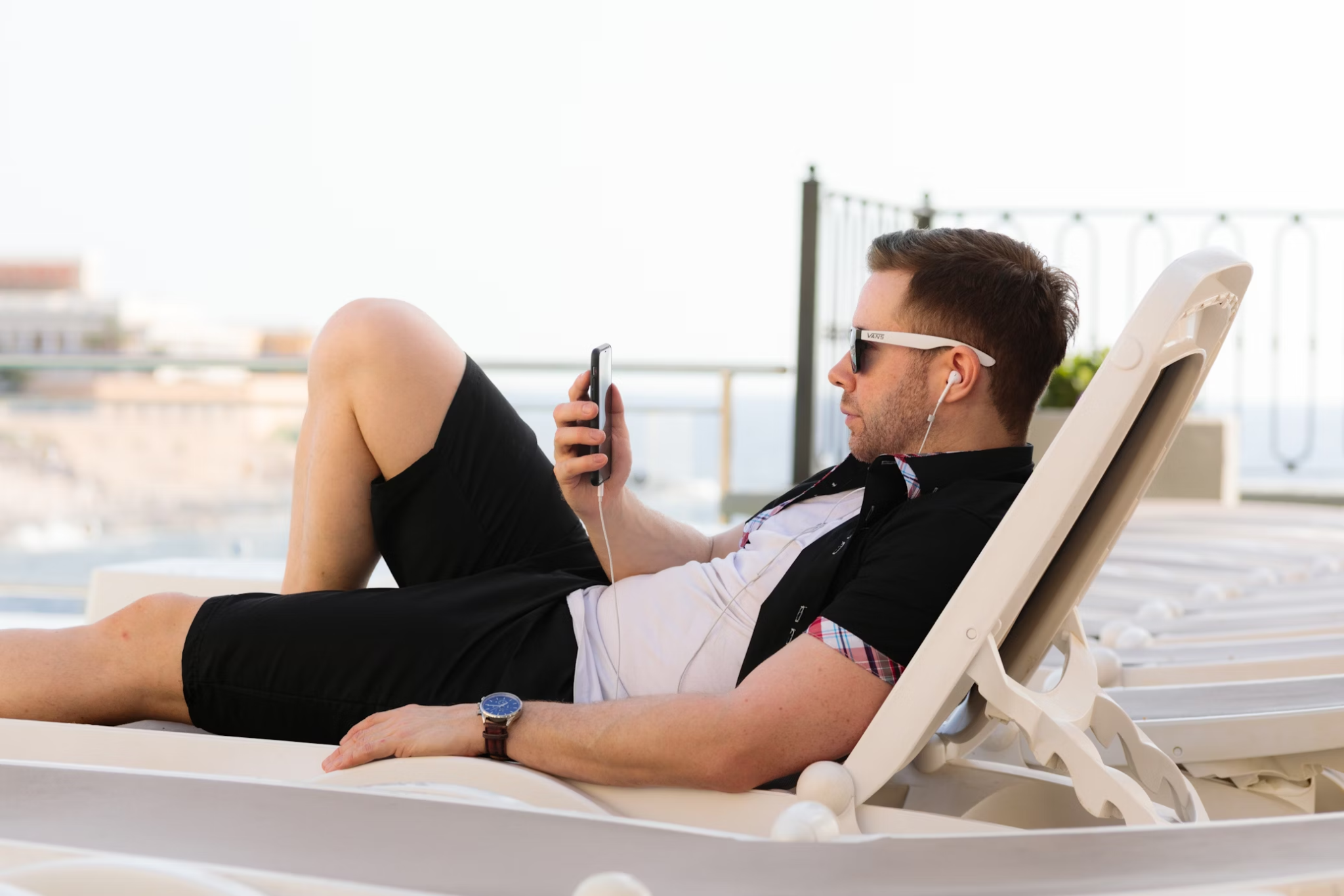 Chi sono gli influencer più seguiti nel 2025? Le nuove frontiere della Social Economy