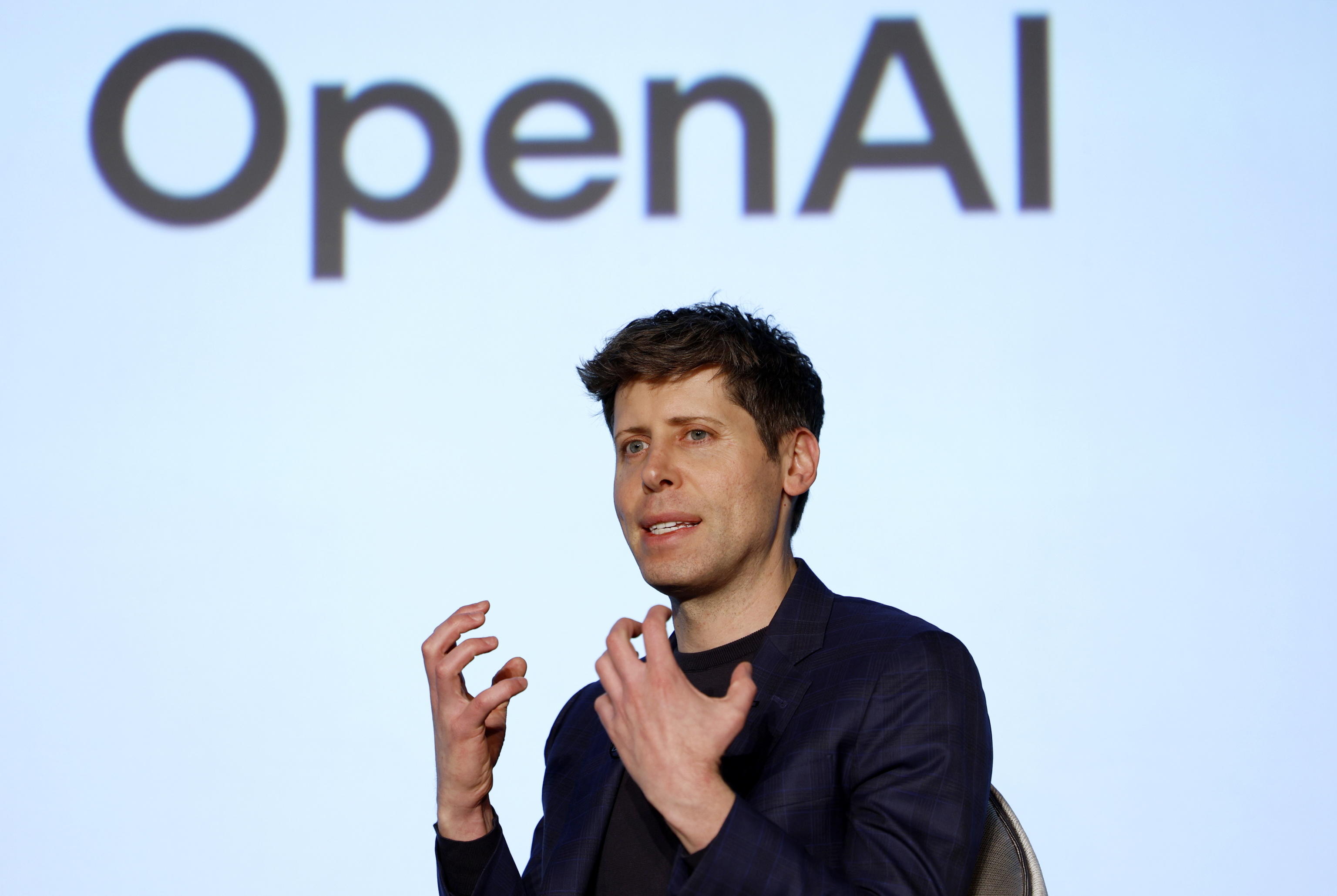 OpenAI, la sua no profit manterrà il controllo