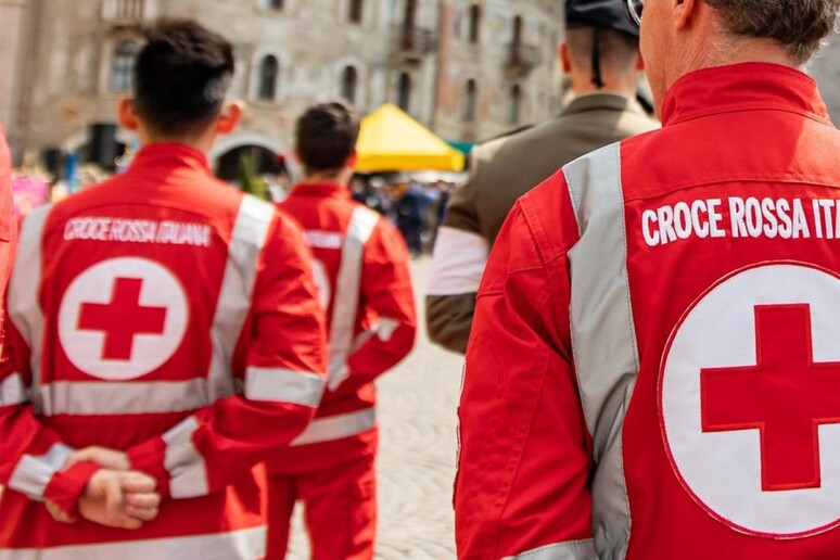 La Croce Rossa e l’ombra del potere