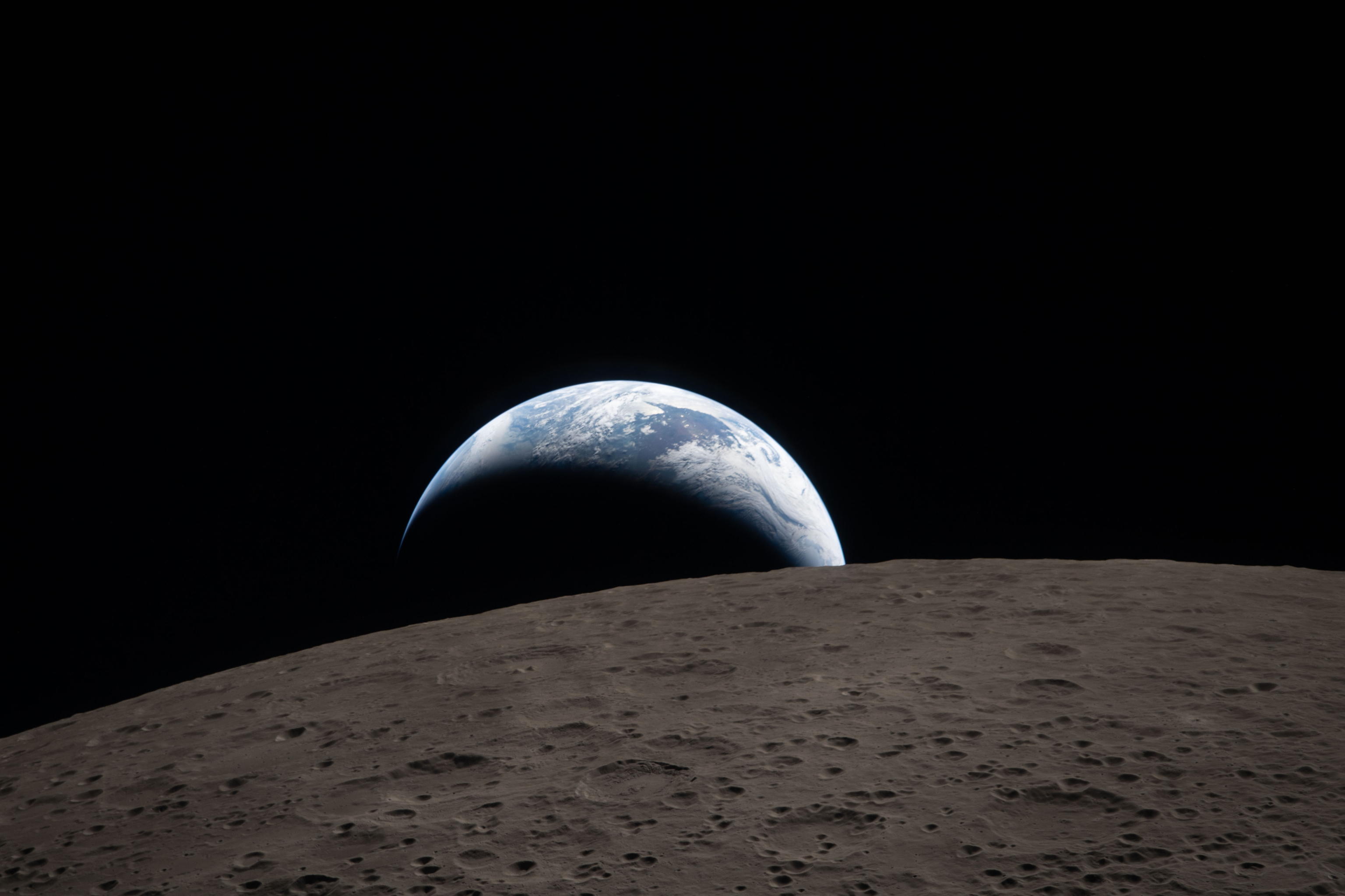 Artemis II: dopo i primati stabiliti, inizia il viaggio di rientro