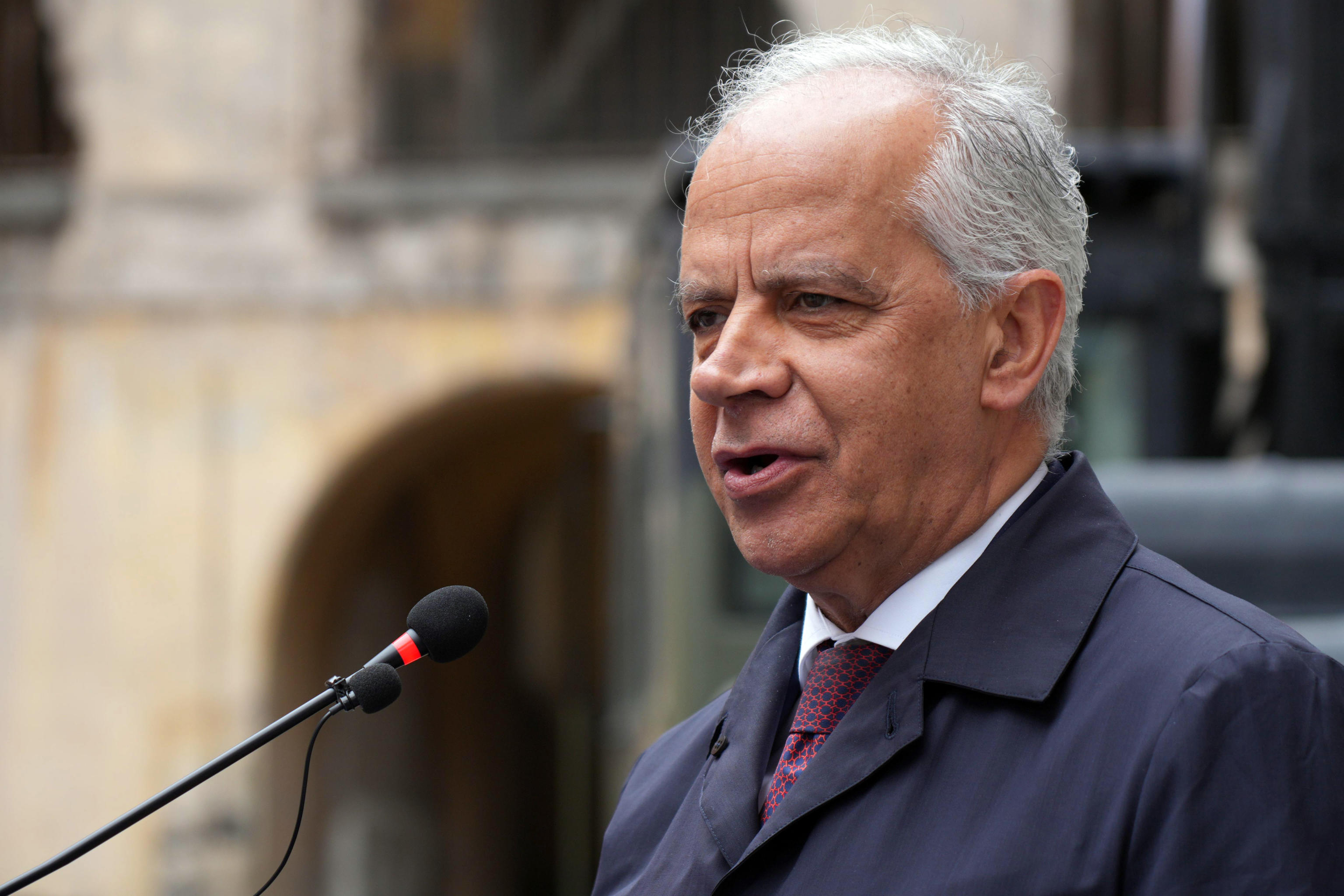 Piantedosi: “Strategia e risultati su immigrati e ordine pubblico”